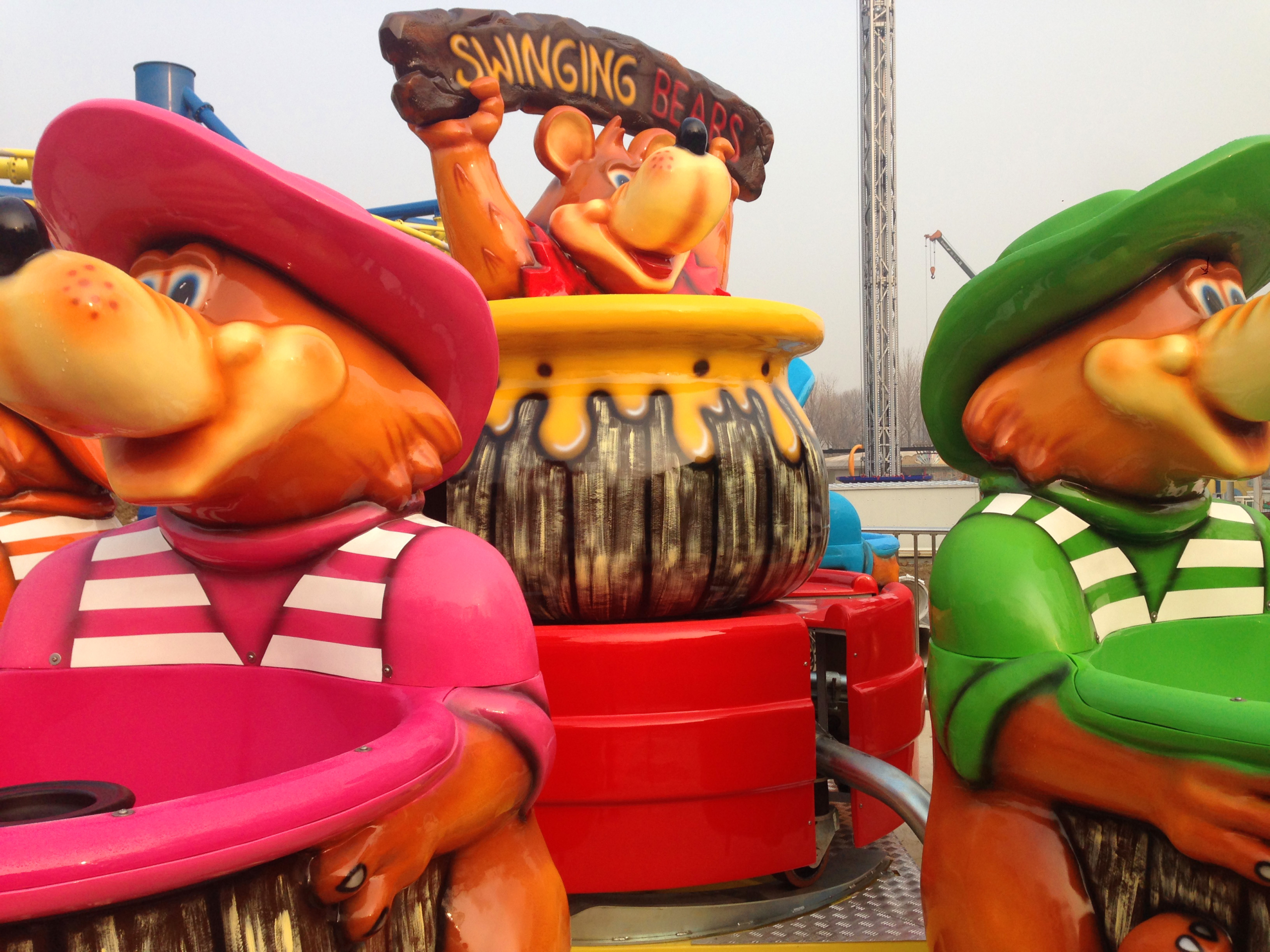 Spinning Bear Ride Jumping Rides - I.E. Park